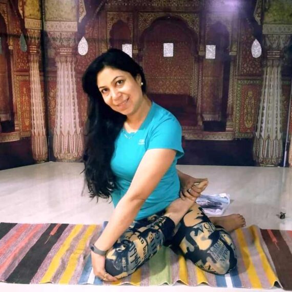 yoga instructor navi mumbai Soniya Anand
