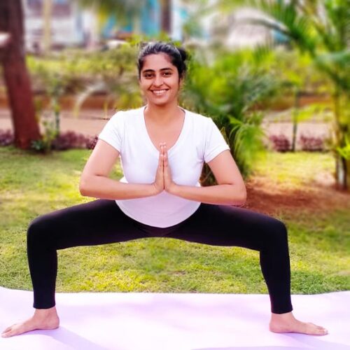 Saloni Purohit Yoga Trainer Lower Parel Mumbai