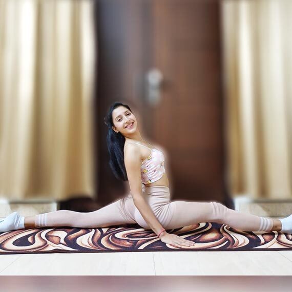 Yoga Instructor at Home Mayur Vihar Delhi